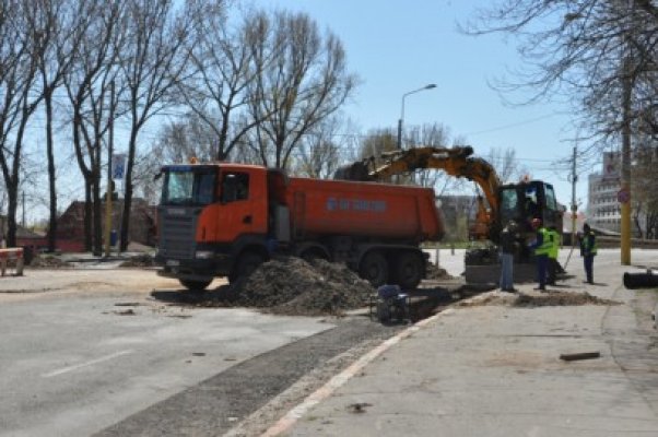 Staţiunea Mamaia, ŞANTIER în lucru. Circulaţia este deviată - vezi exact pe unde şi de ce